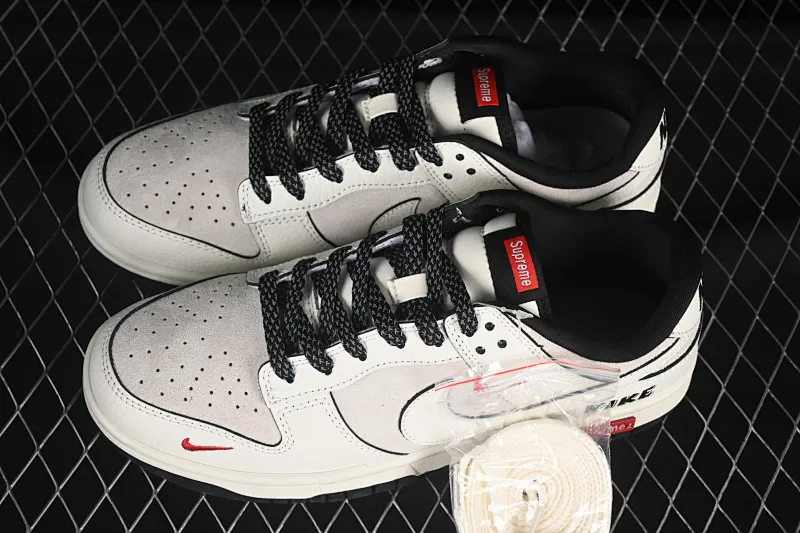 All categories Nk SB Dunk Series Nk SB Dunk Low High-end customized low-top sneakers Nike SB Dunk Low Sup co-branded off-white stars Anniversary high-end customized low-top casual sneakers SC9207-410